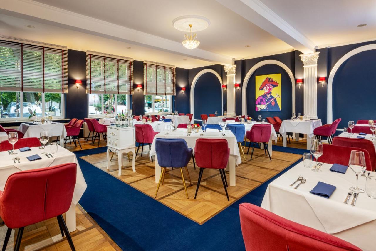 Schlosshotel Райнсберг Екстериор снимка