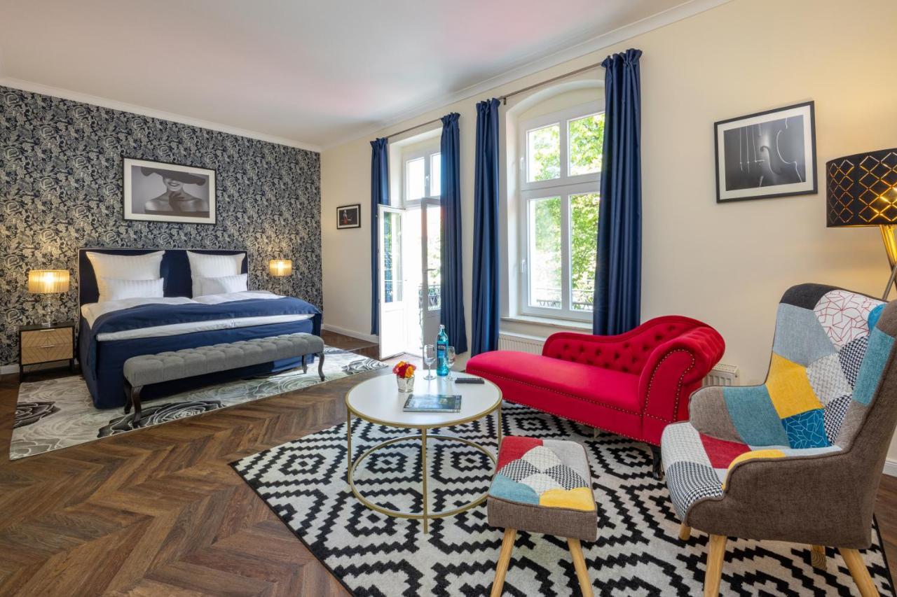 Schlosshotel Райнсберг Екстериор снимка