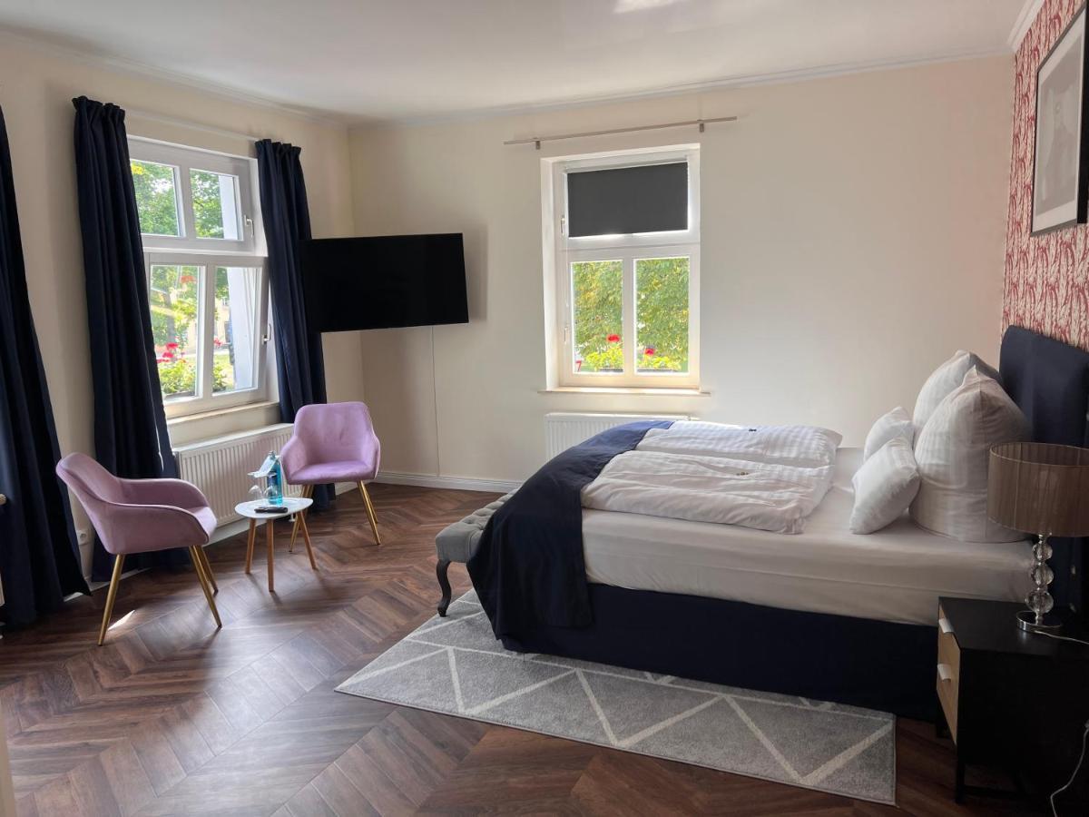 Schlosshotel Райнсберг Екстериор снимка